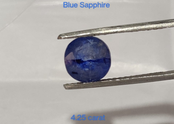 Blue Sapphire 4.25 cts